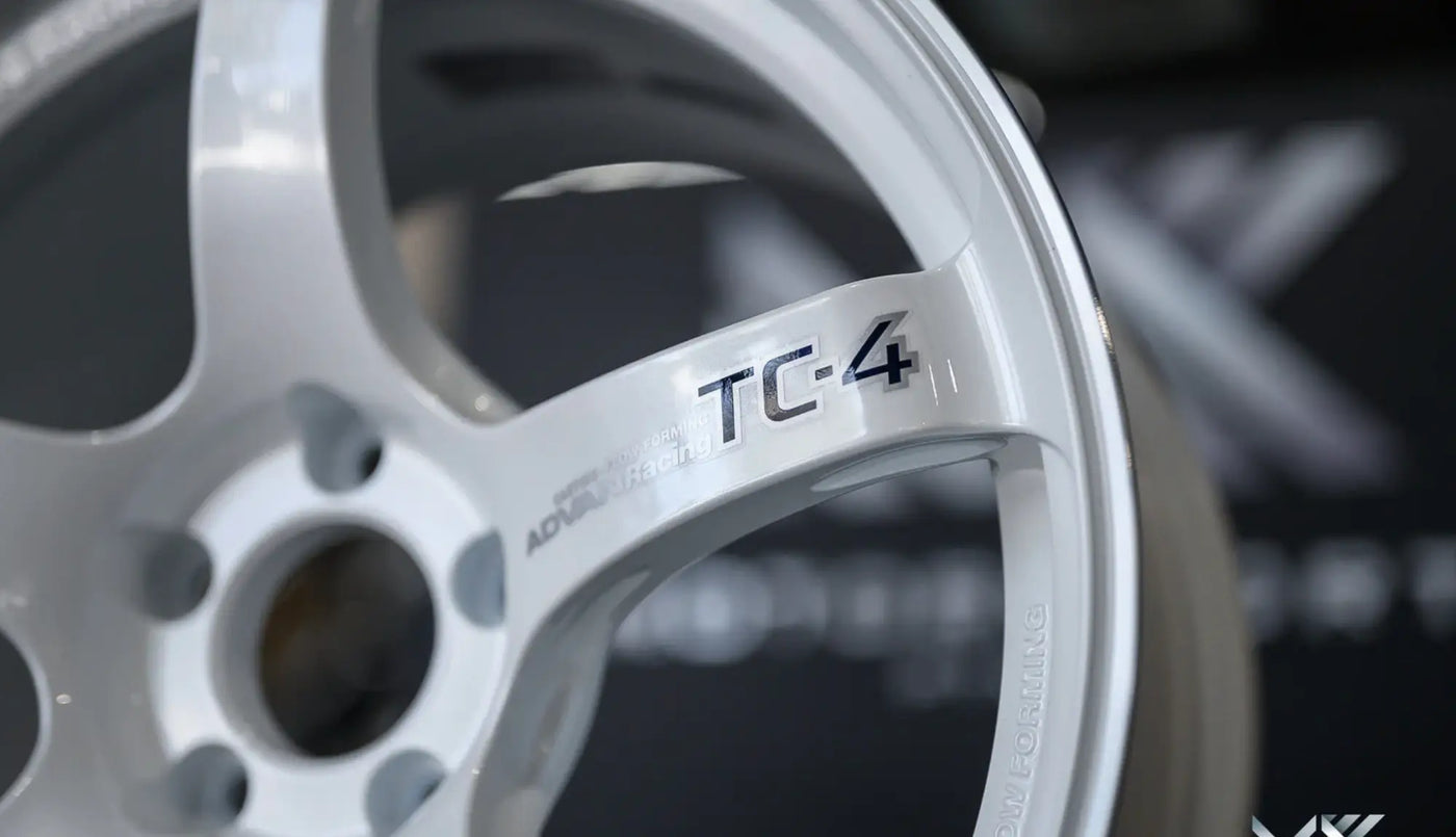 Advan Racing TC-4