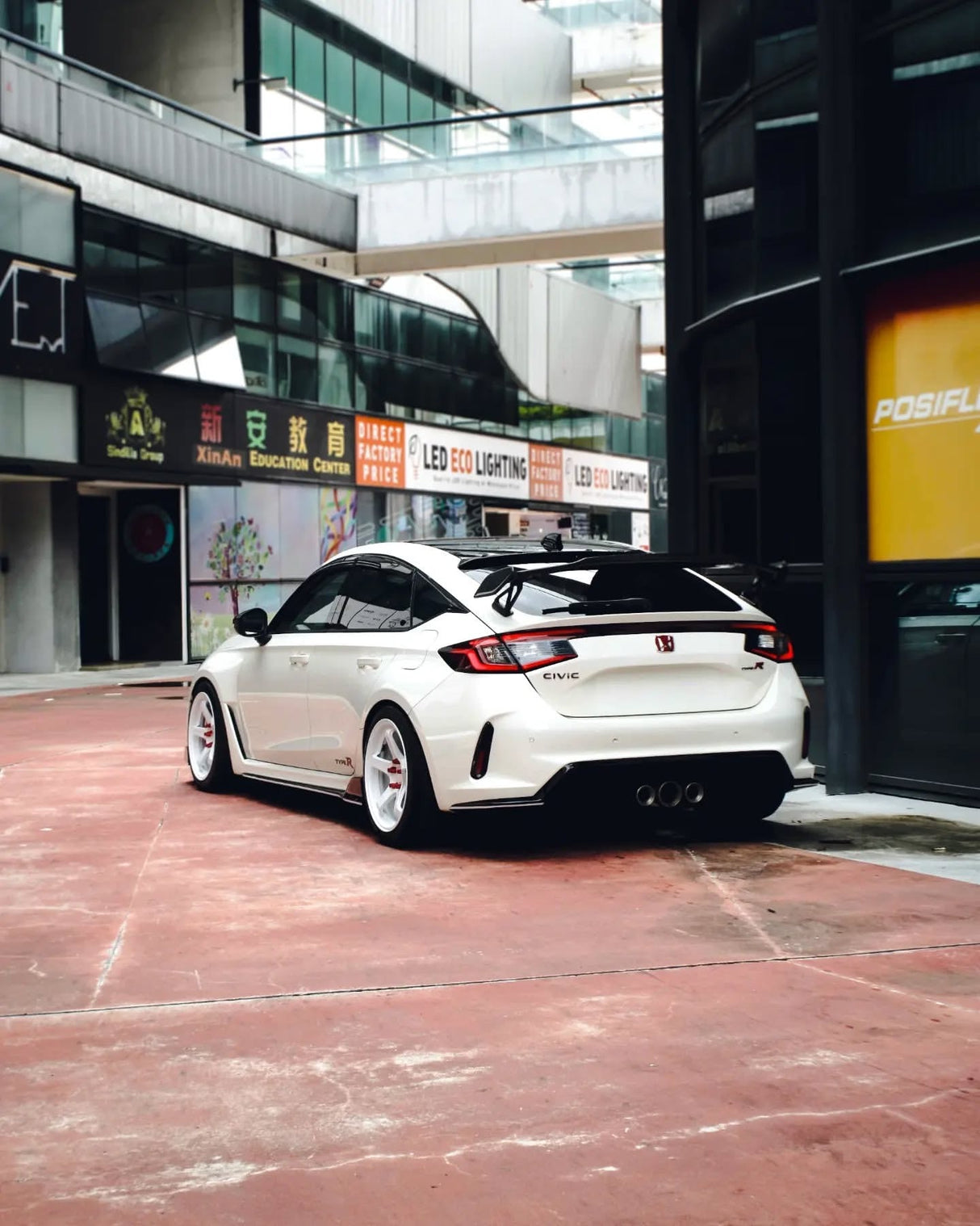Advan GT Beyond - 18x10 + 40 5/120 - Incoming Stock - Wheels Garage IMMI