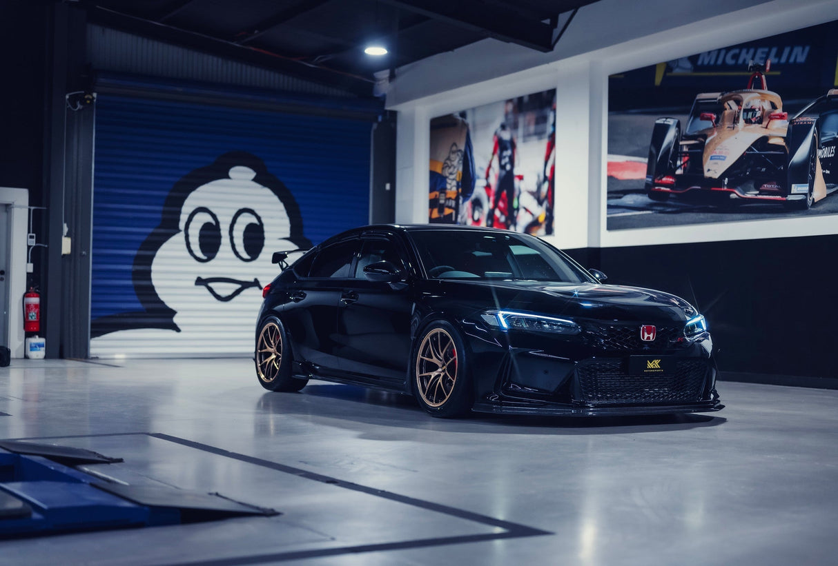 BBS MK001 (RI A) 18x10 + 40 5/120 Incoming Stock 18x10j + 40 5/120 / Diamond Gold (DG) Wheels