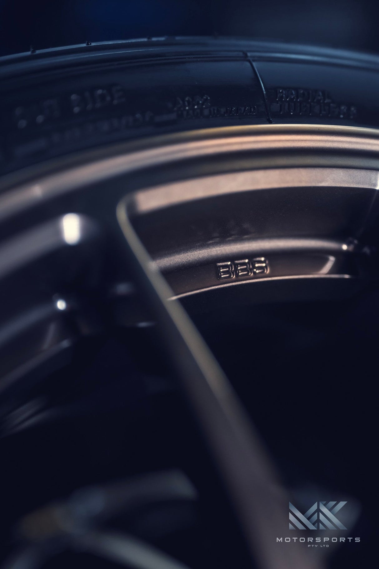 BBS MK001 (RI A) 18x10 + 40 5/120 Incoming Stock 18x10j + 40 5/120 / Diamond Gold (DG) Wheels