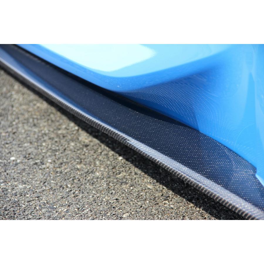 CLEiB Side Step GR86 / BRZ (ZN8 / ZD8) Aero close up blue car’s skirt splitter