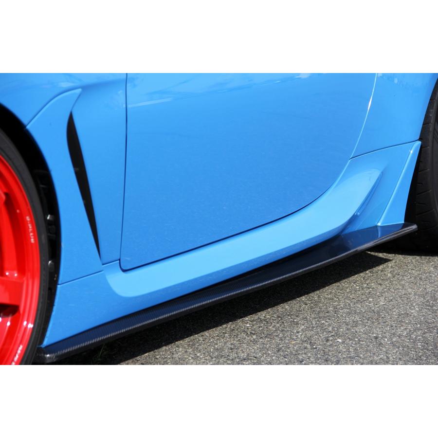 CLEiB Side Step GR86 / BRZ (ZN8 / ZD8) Aero view bright blue sports car