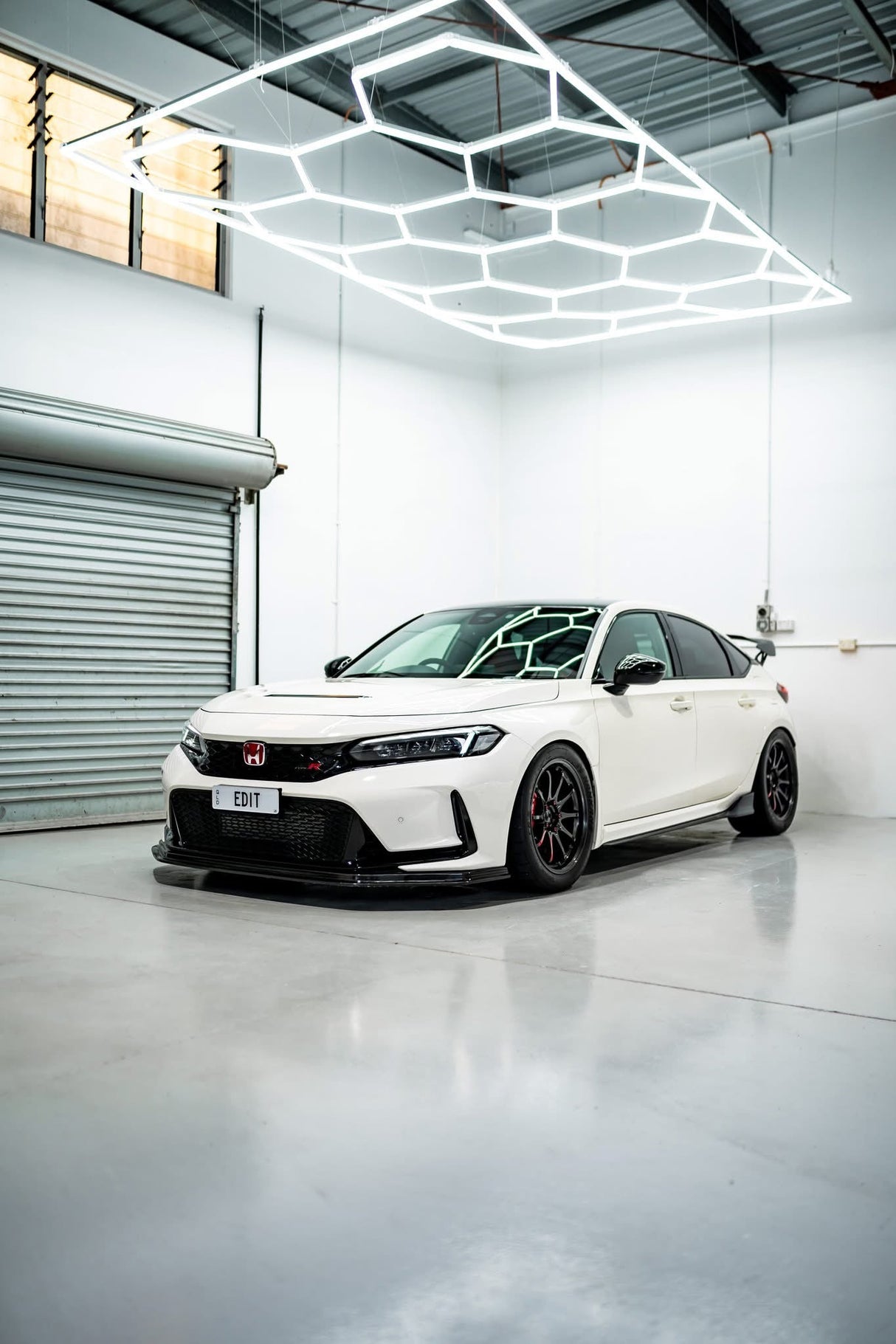 Volk Racing CE28 Club Racer II Black Edition - 18’’ Preorder - 18x9.5j + 38 5x120 (face 4) / Diamond Dark Gunmetal (MM)