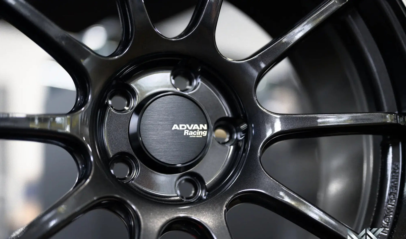 Advan Racing RSIII
