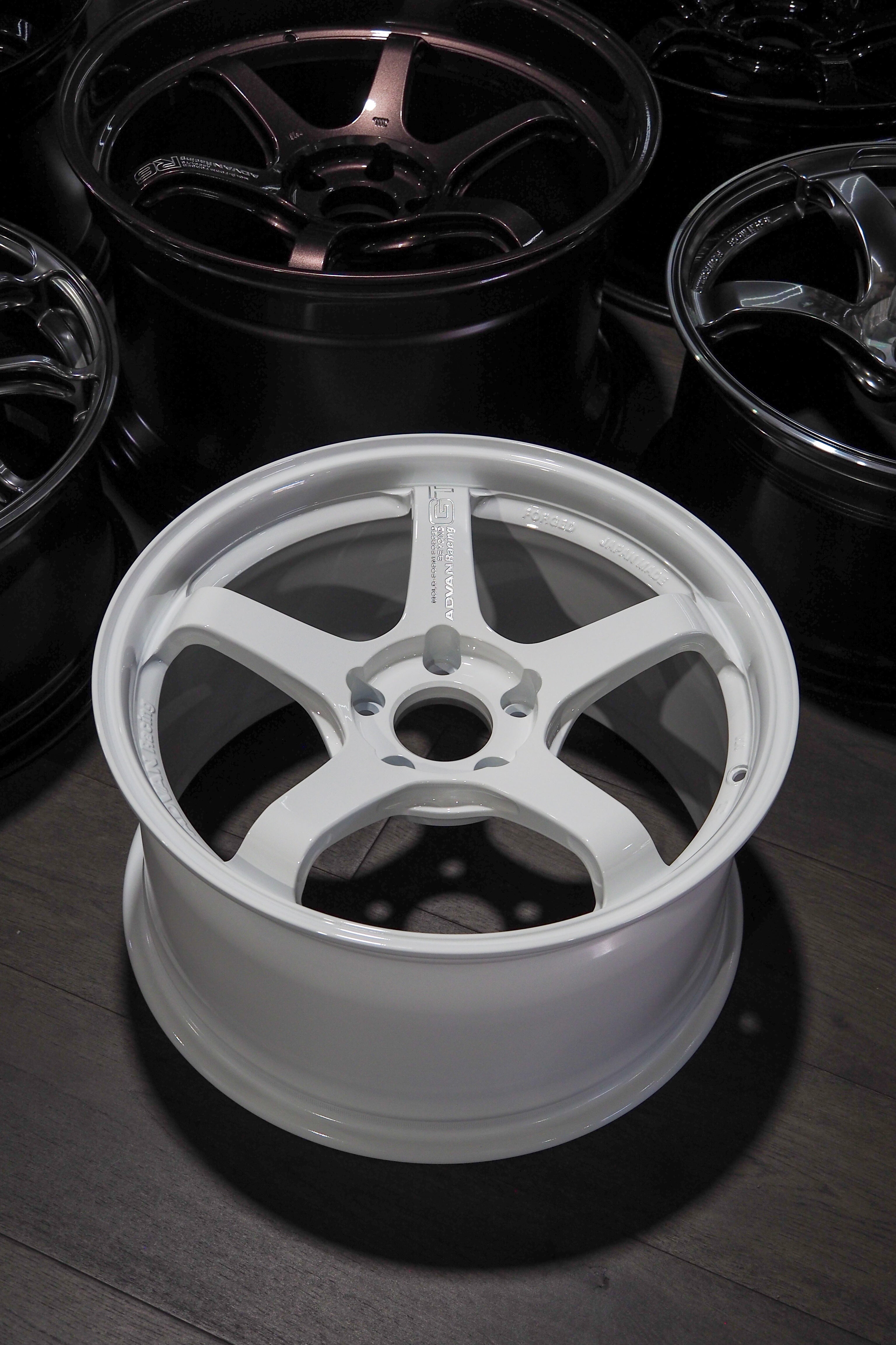 Advan GT Beyond - 18