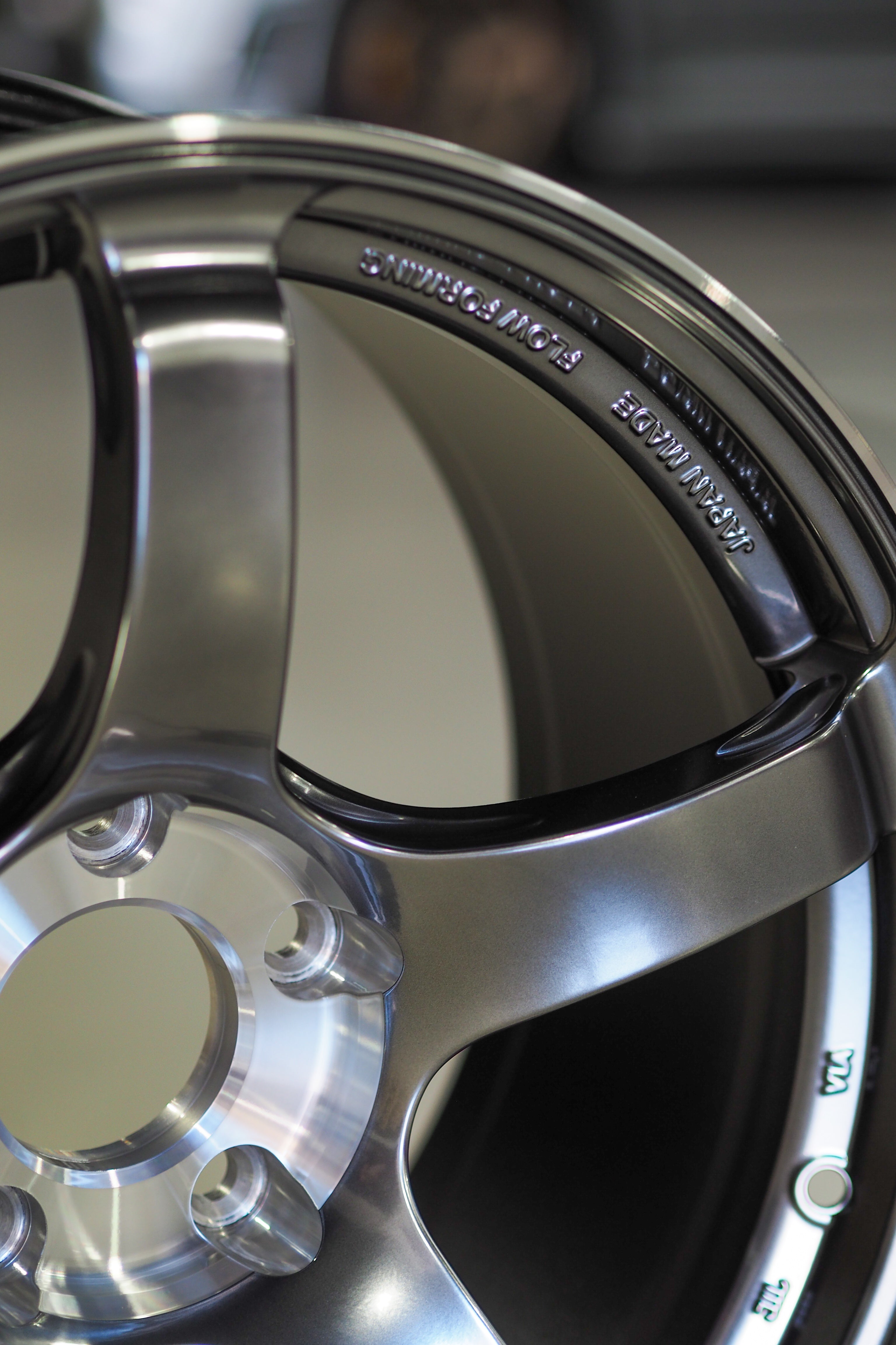Advan Racing TC-4 SE - 18’’ Preorder - Wheels