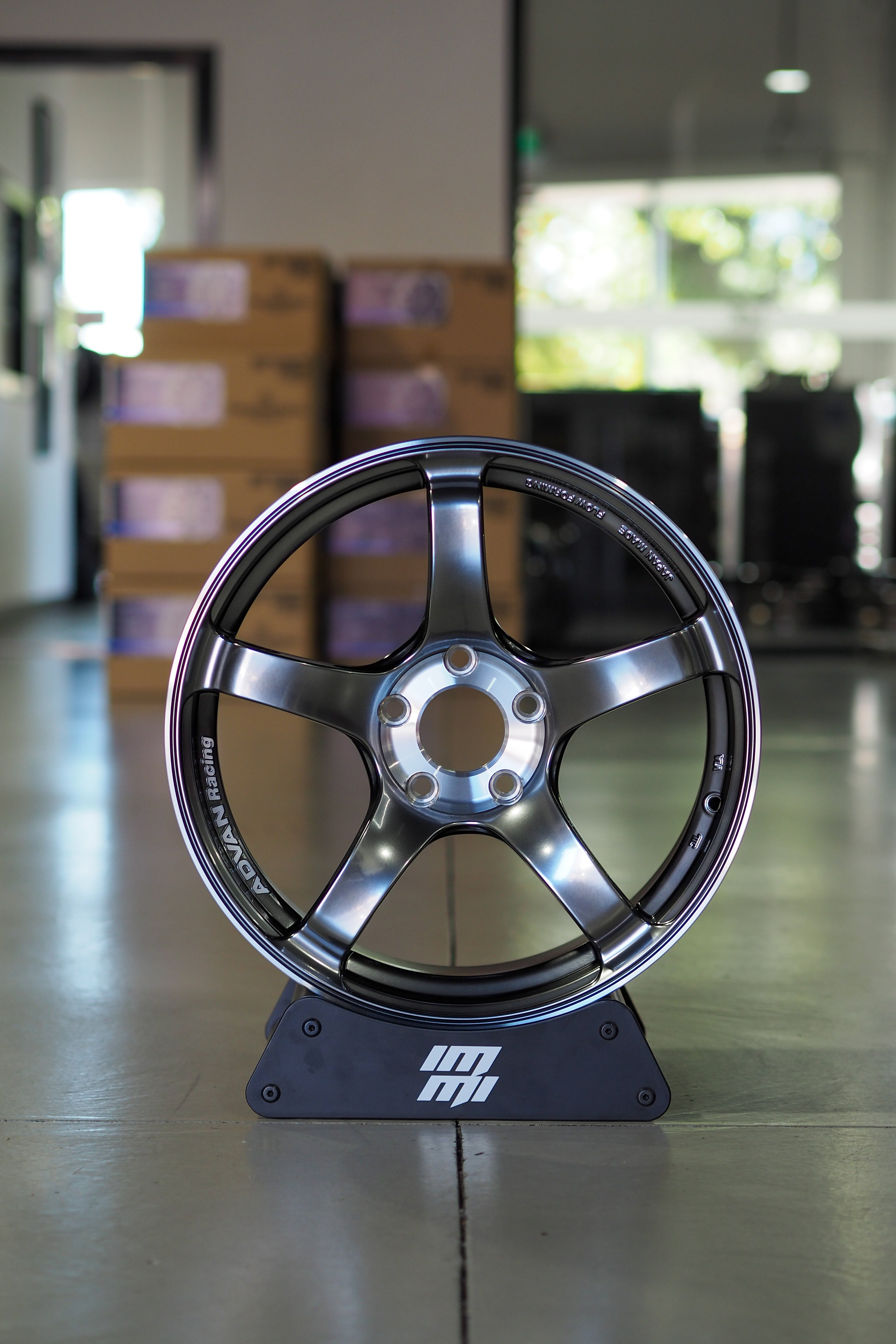 Advan Racing TC-4 SE - 18