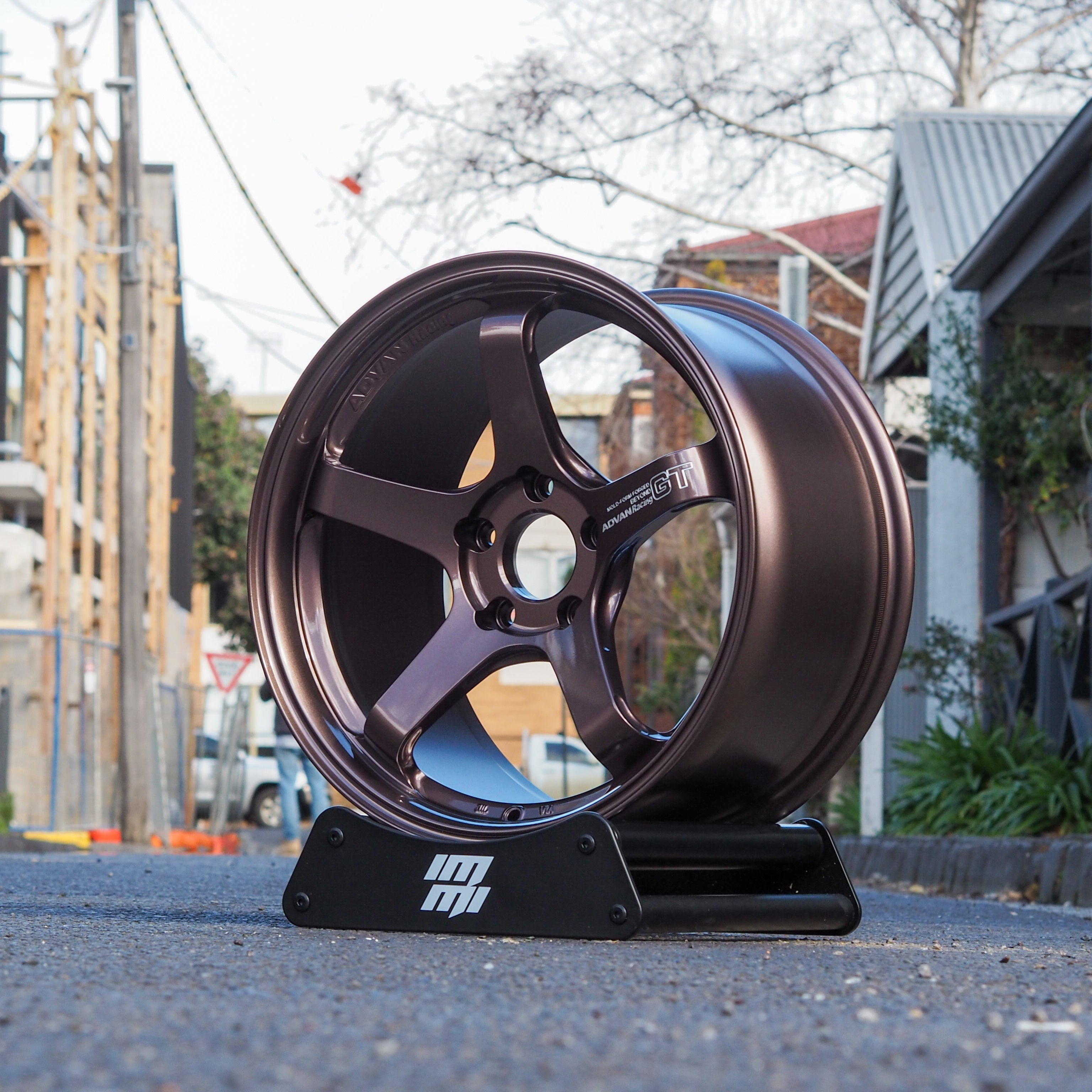 Advan GT Beyond - 18