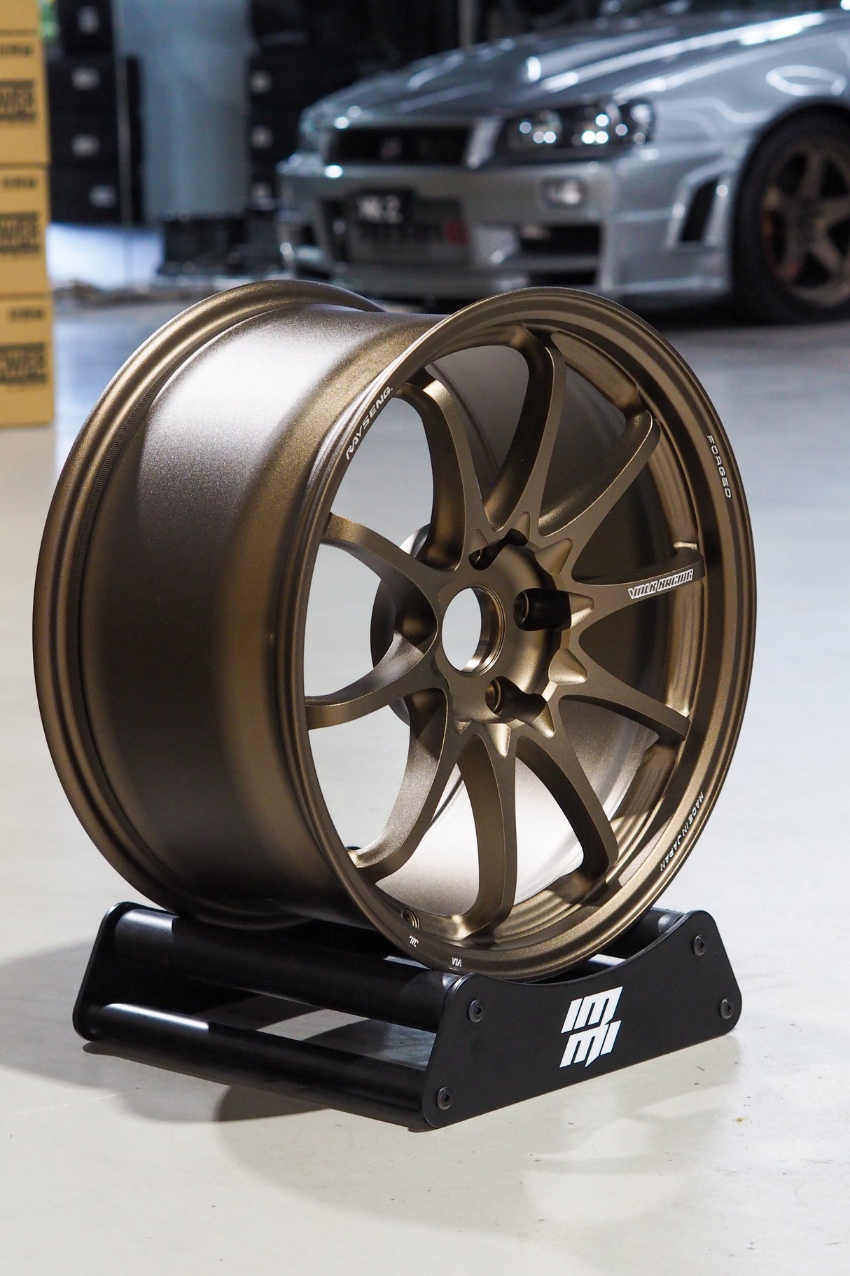 Volk Racing CE28N-Plus - 18’’ Preorder - 18x9.5j + 38 5x120 (face 3) / Bronze (Almite)(BR) - Wheels Garage IMMI