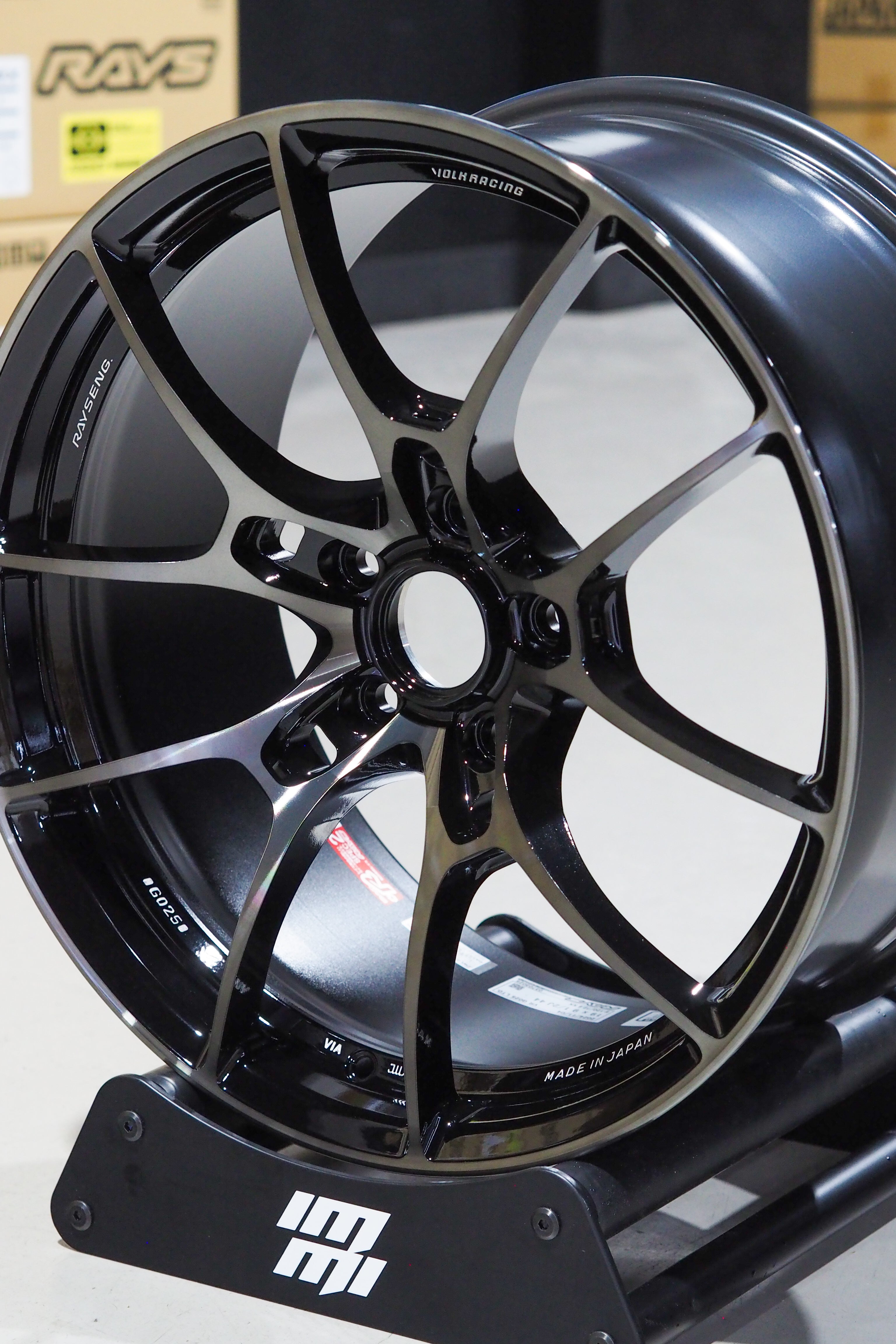 RAYS Volk Racing G025 LTD - 18
