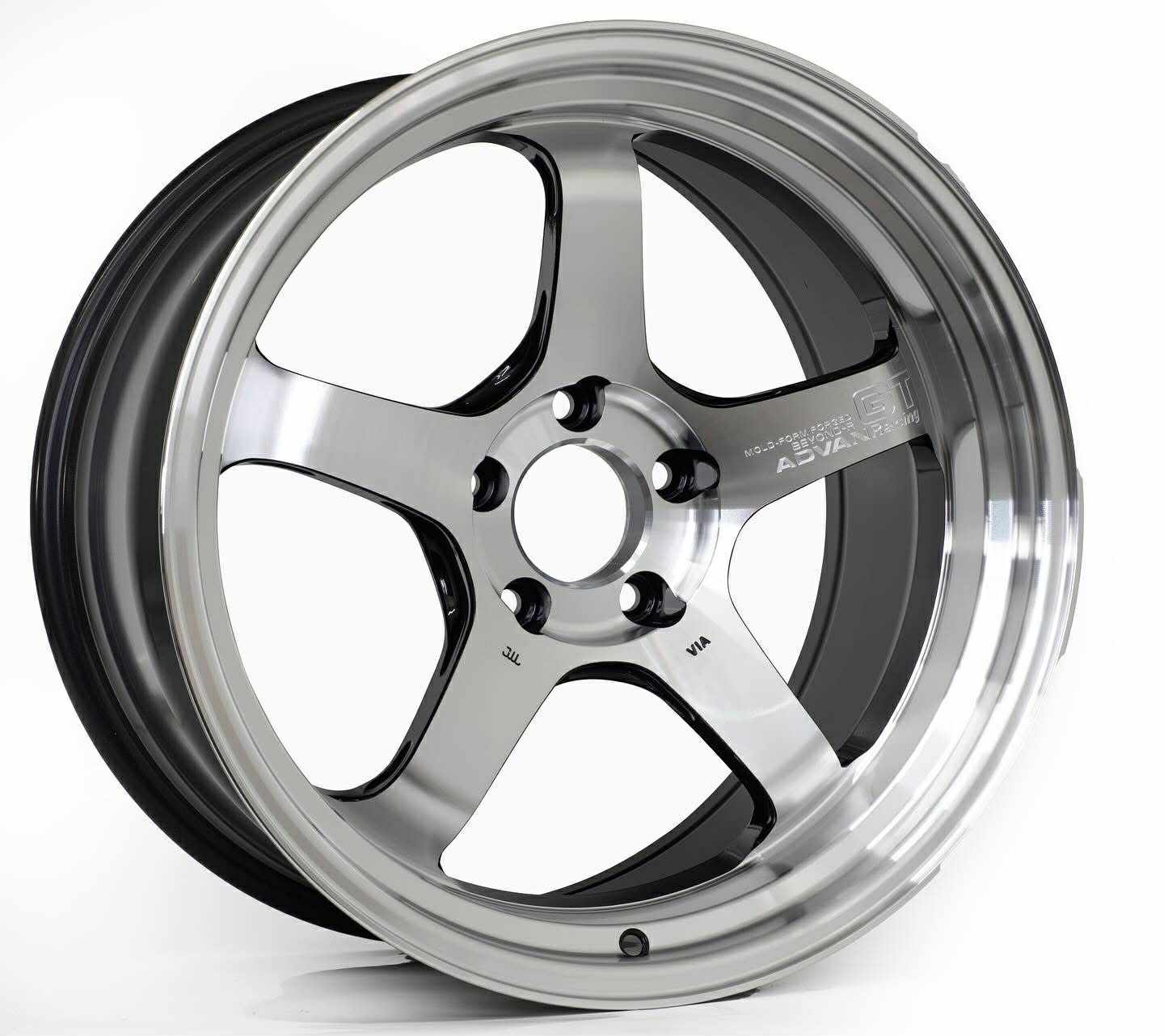 Advan GT Beyond-R - 18’’ - Honda Civic Type R FK8/FL5 - Preorder - Wheels