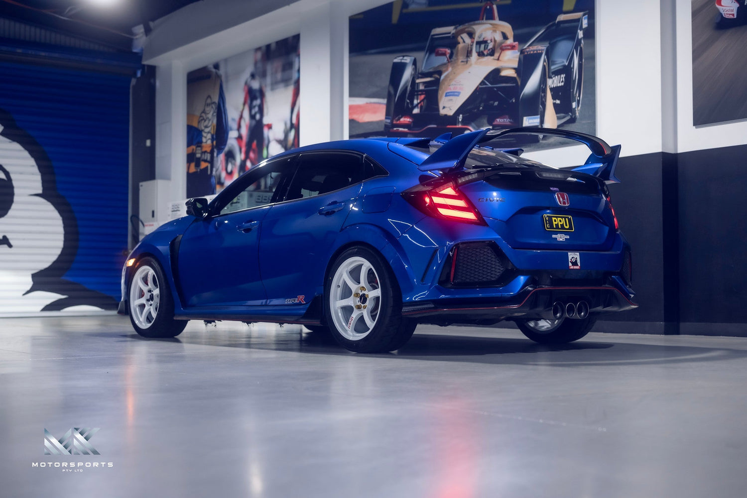 gramLIGHTS 57DR - 18’’ In Stock - Wheels