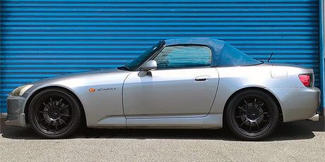 HKS Hipermax R Coilover suspension - Engine Bay