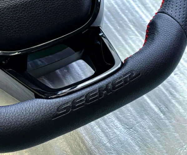 Seeker Racing Spec Steering Wheel - Interior