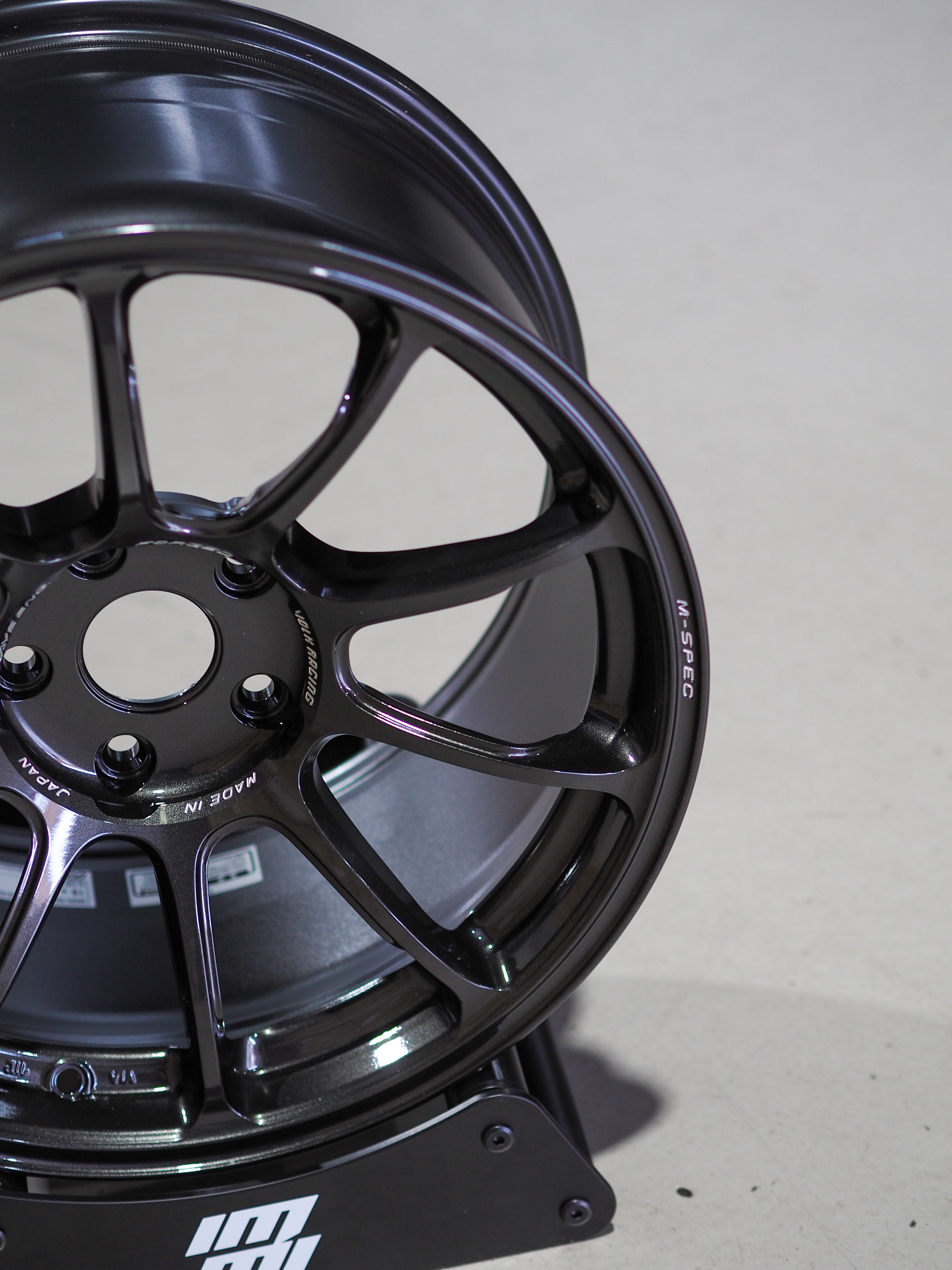 Volk Racing ZE40 M-Spec - 18x10 +40 5/120 for Honda Civic FL5/FK8